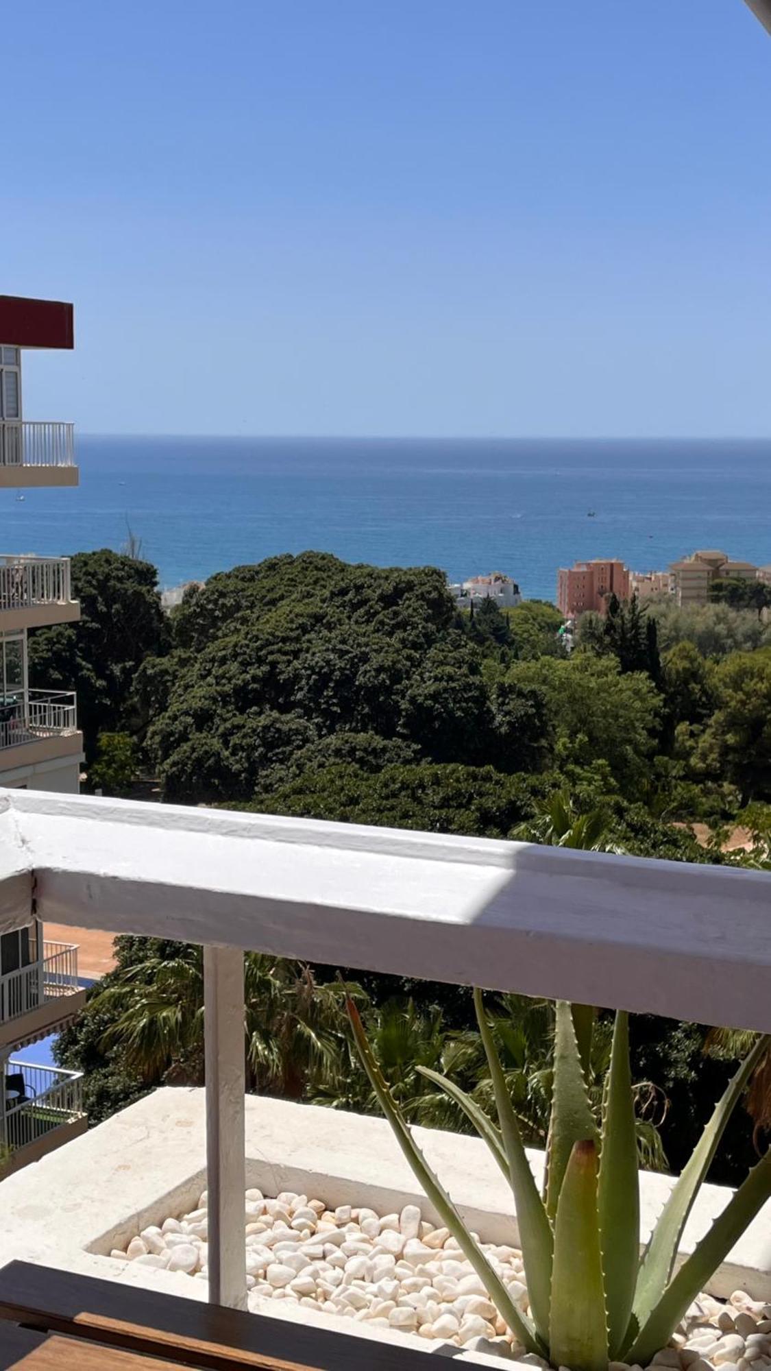 Coastal Feeling, Sea Views & Pools Apt Hercules Benalmadena Exterior photo