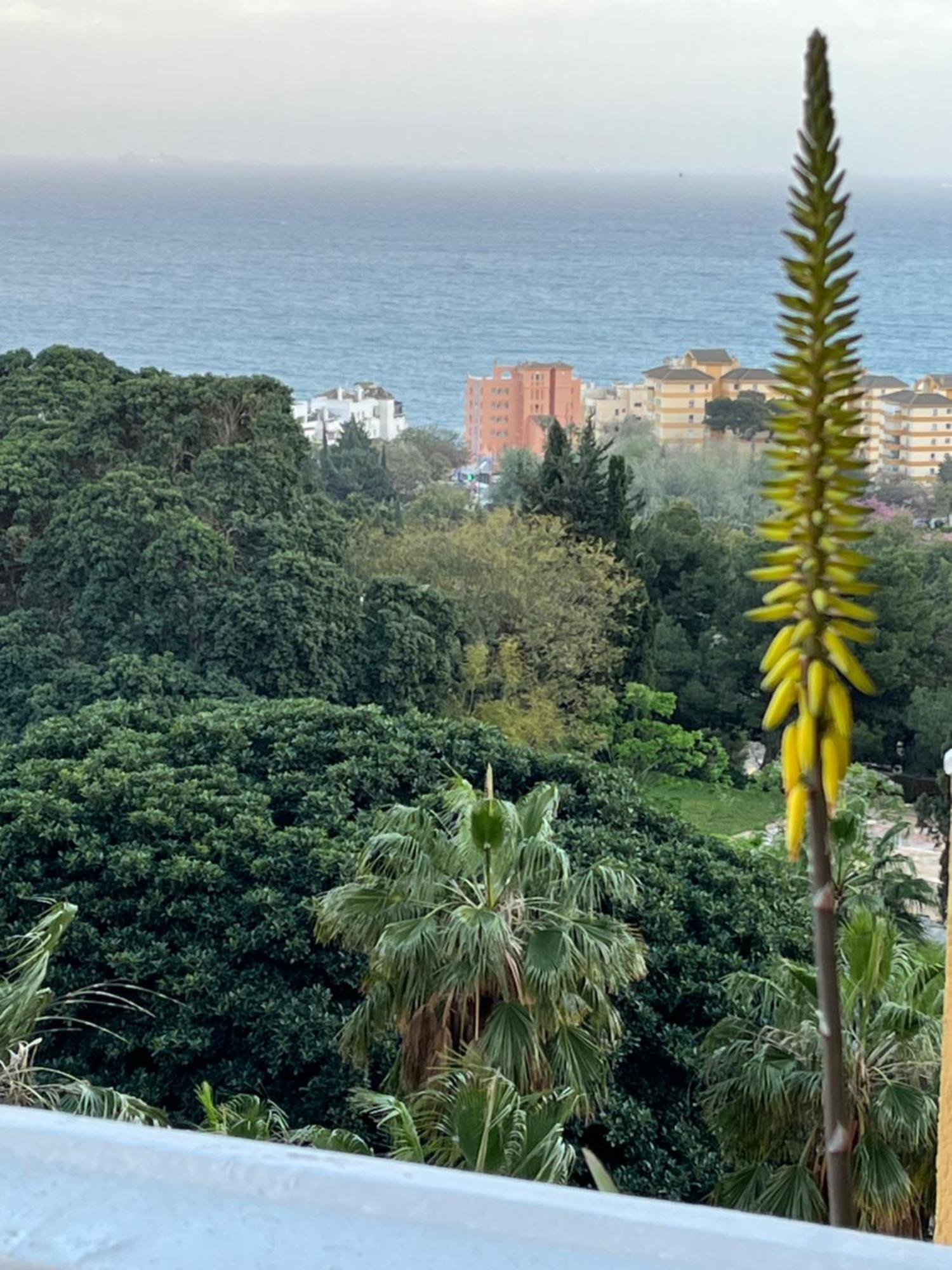 Coastal Feeling, Sea Views & Pools Apt Hercules Benalmadena Exterior photo